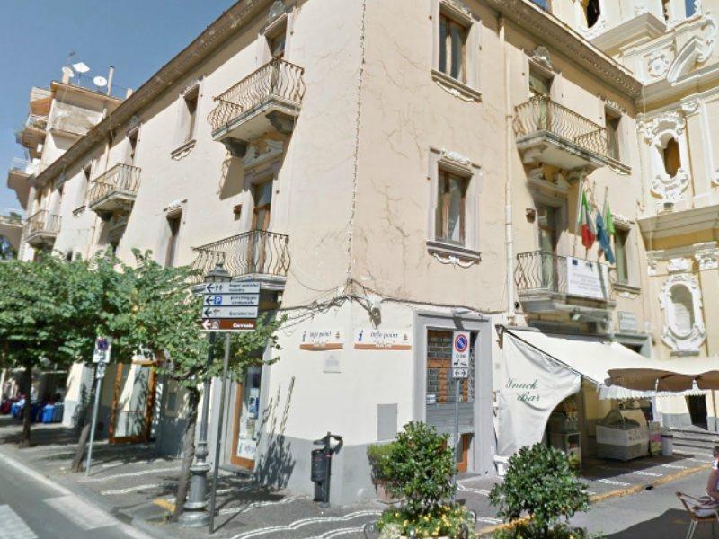 Piazza Tasso B&B Relais Sorrento Exterior foto