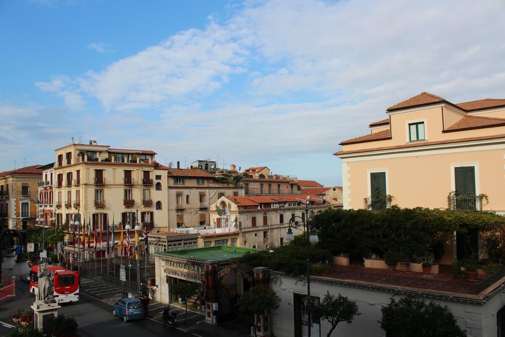 Piazza Tasso B&B Relais Sorrento Exterior foto