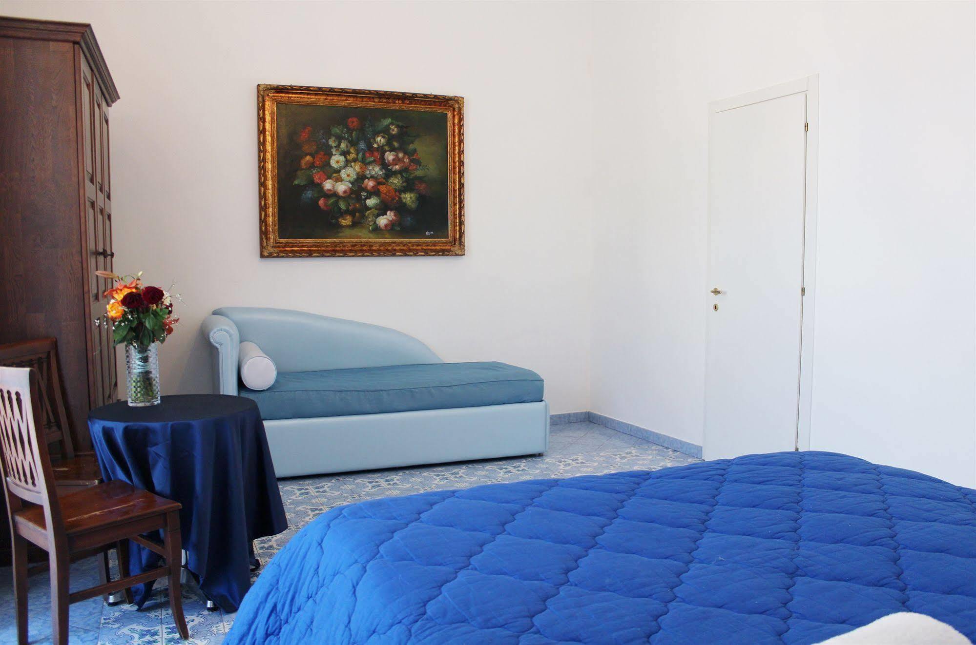 Piazza Tasso B&B Relais Sorrento Exterior foto
